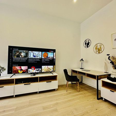 Clever Studio Near Central Shopping Center Kaloşvar Dış mekan fotoğraf